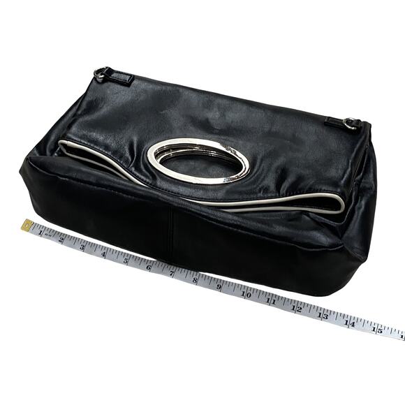 Barneys New York Black Leather Fold-Over Clutch / Shoulder Bag (Missing Strap) - Picture 6 of 8